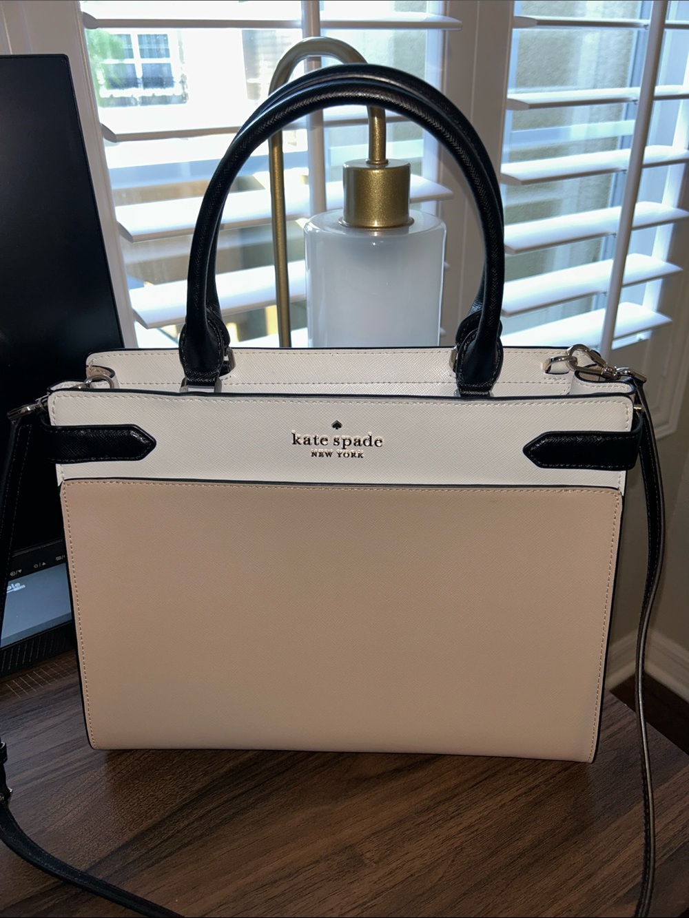 kate spade Two-Tone Cream and White Satchel with Black Trim- EUC - Picture 3 of 15